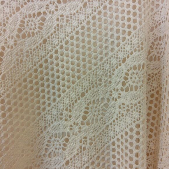 New directions cream lace fully lined pull on shark bite skirt - Picture 6 of 9